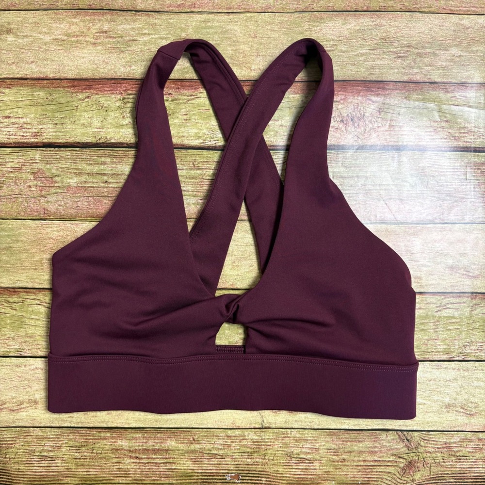 Fabletics Burgundy Twist Front Crisscross Back Sports Bra Small Wine Activewear